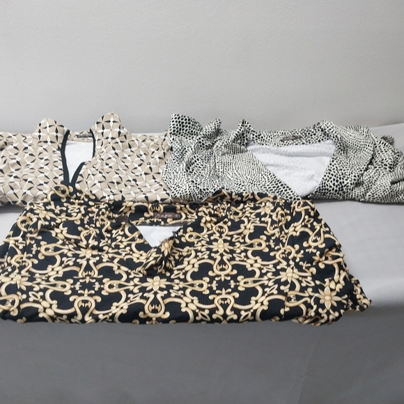 Lot of 3 J Mclaughlin dresses 1 size small 2 size medium - Picture 3 of 6